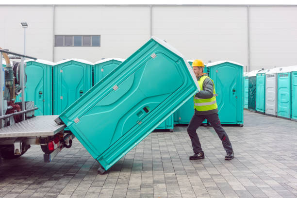 Porta potty delivery and setup in New Chicago, IN